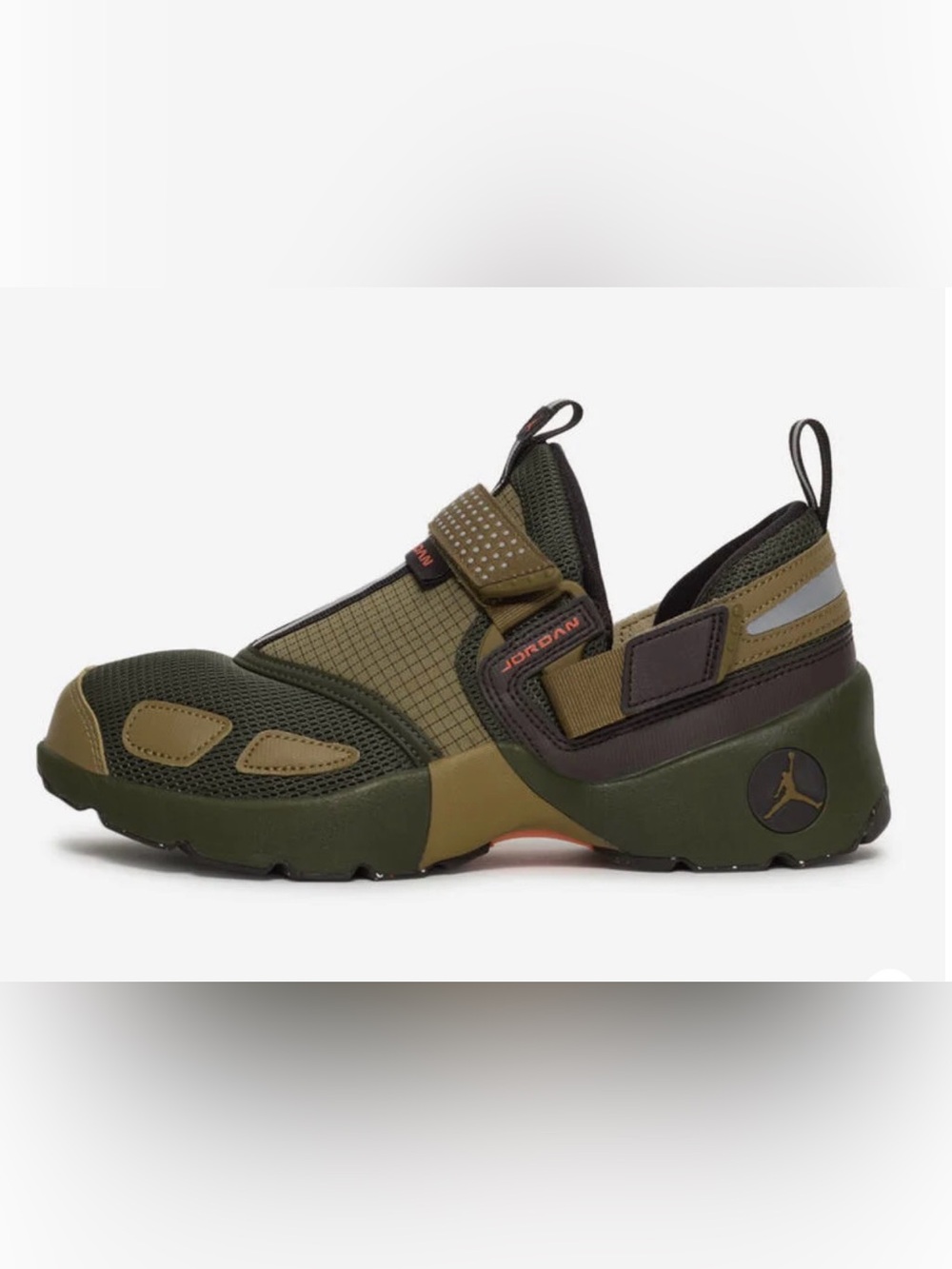 Jordan Trunner Women’s Brown Kelp Wild Mango Cargo Khaki Strap Sneaker